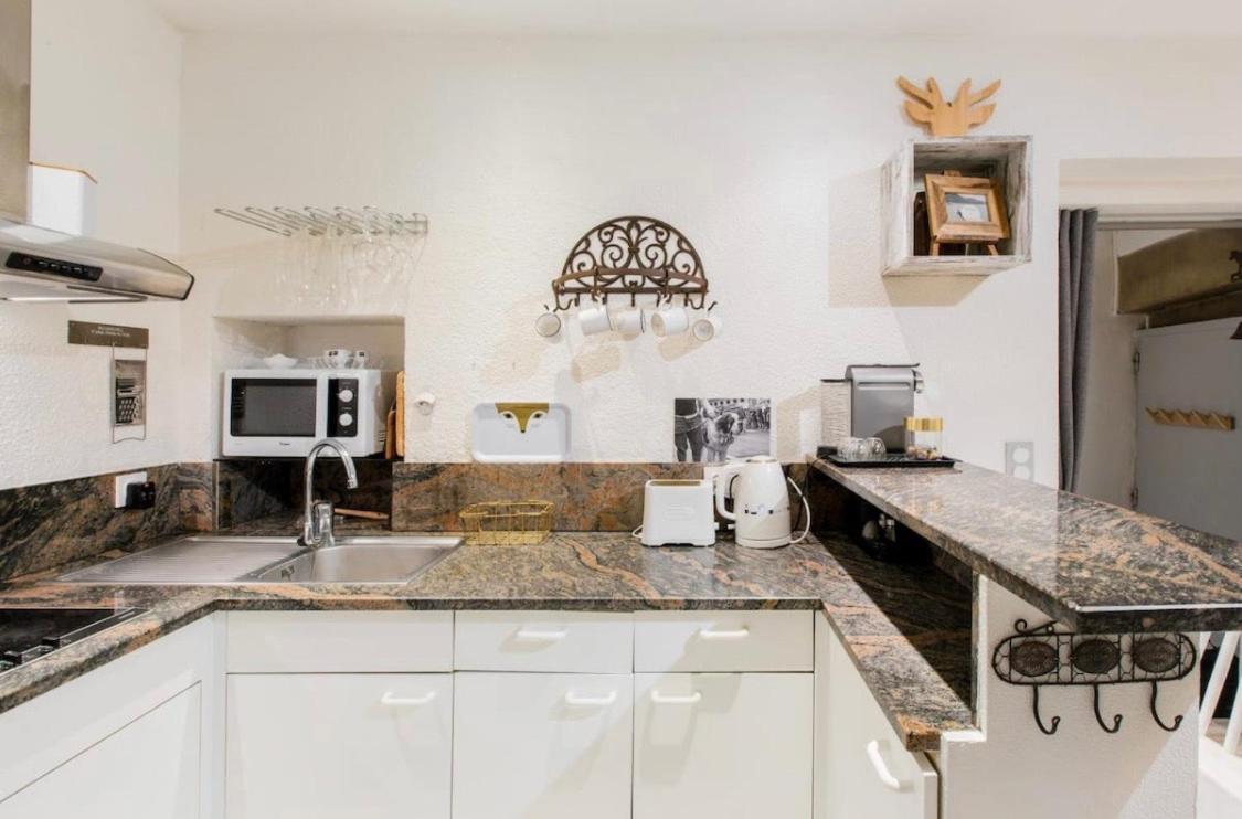Un Cottage Alpin Chaleureux Dans Le Coeur D Annecy Avec 2 Velos Exterior foto